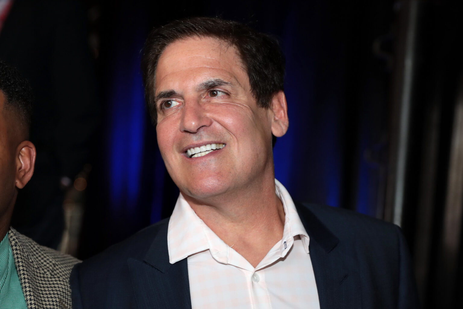Billionaire Mark Cuban Warns CEOs Face ‘Innovator’s AI Dilemma’ That Could Trigger Investor Lawsuits