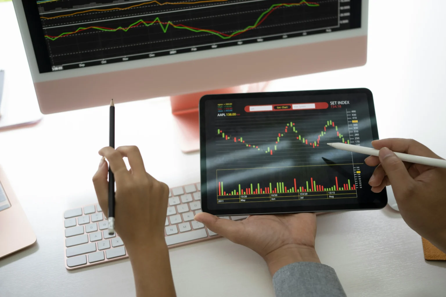 Goldman Sachs Hikes 2026 Year-End Target for S&P 500 to 8,000, Says One Tech Sector Powering Half Index’s Earnings Growth